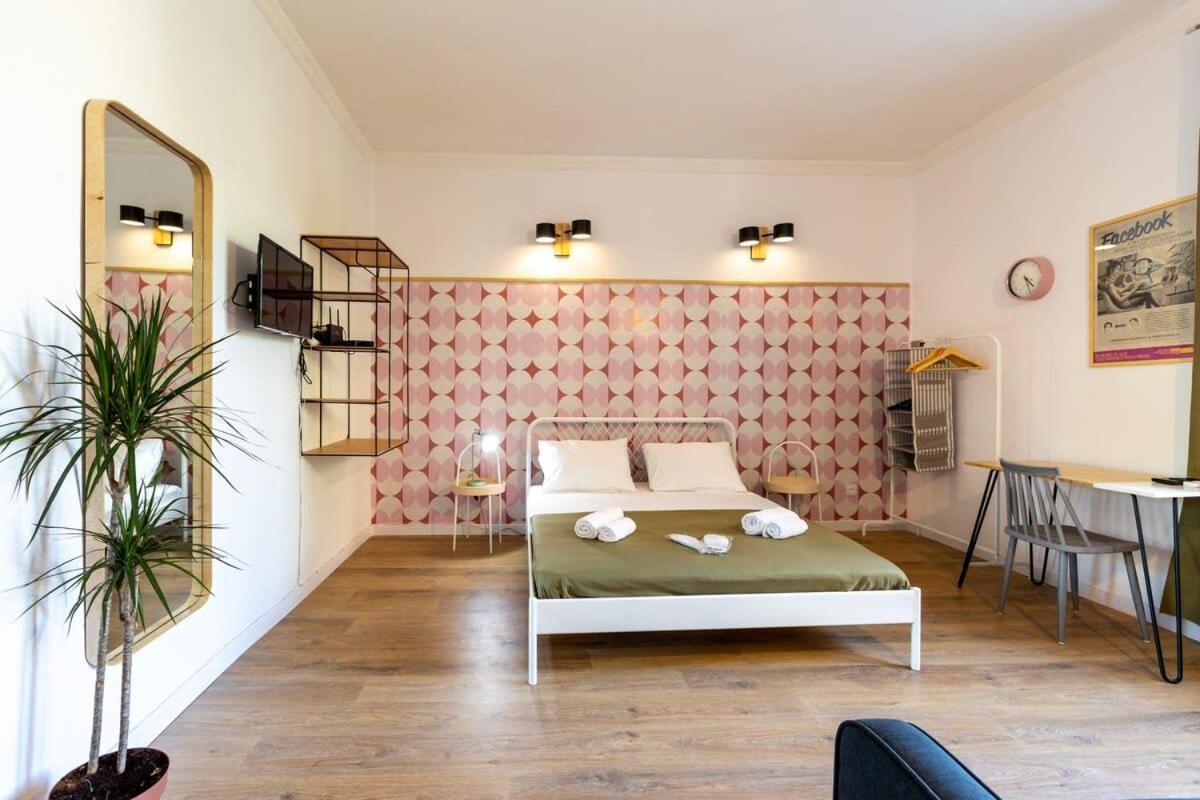 Central Vera Studio - Ideal For 3 - By Wehost Tbilisi Exterior photo