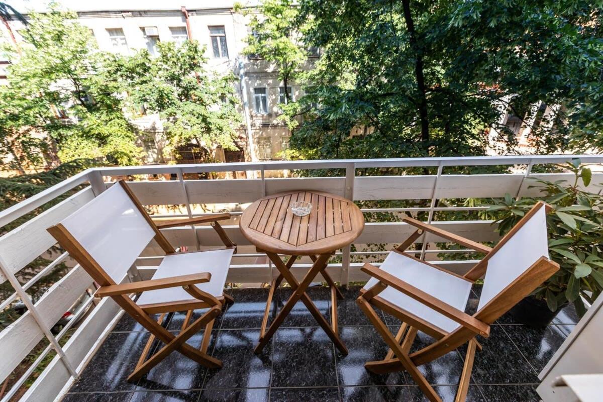 Central Vera Studio - Ideal For 3 - By Wehost Tbilisi Exterior photo